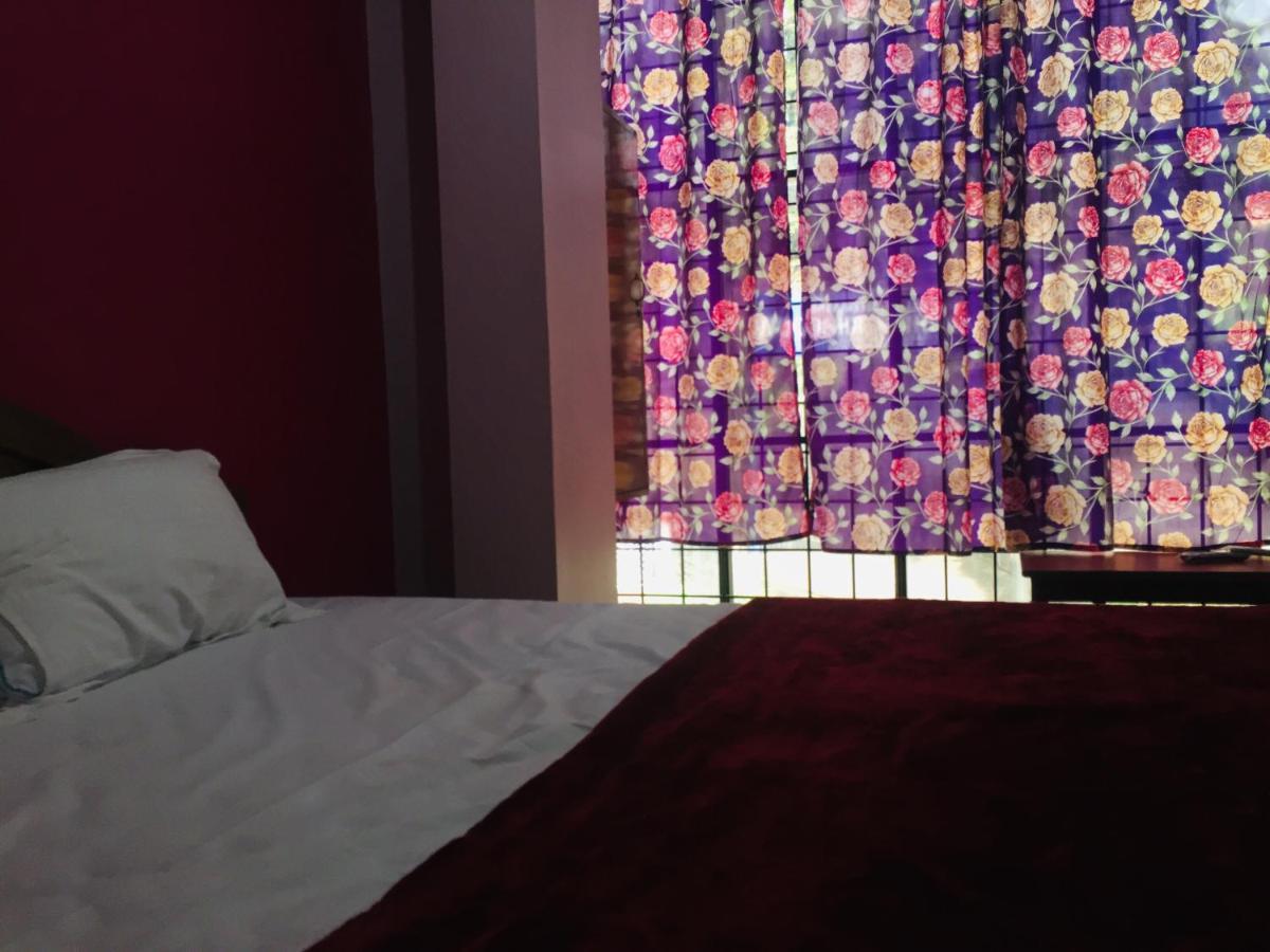 Hotel Nakshatra 乌提 外观 照片