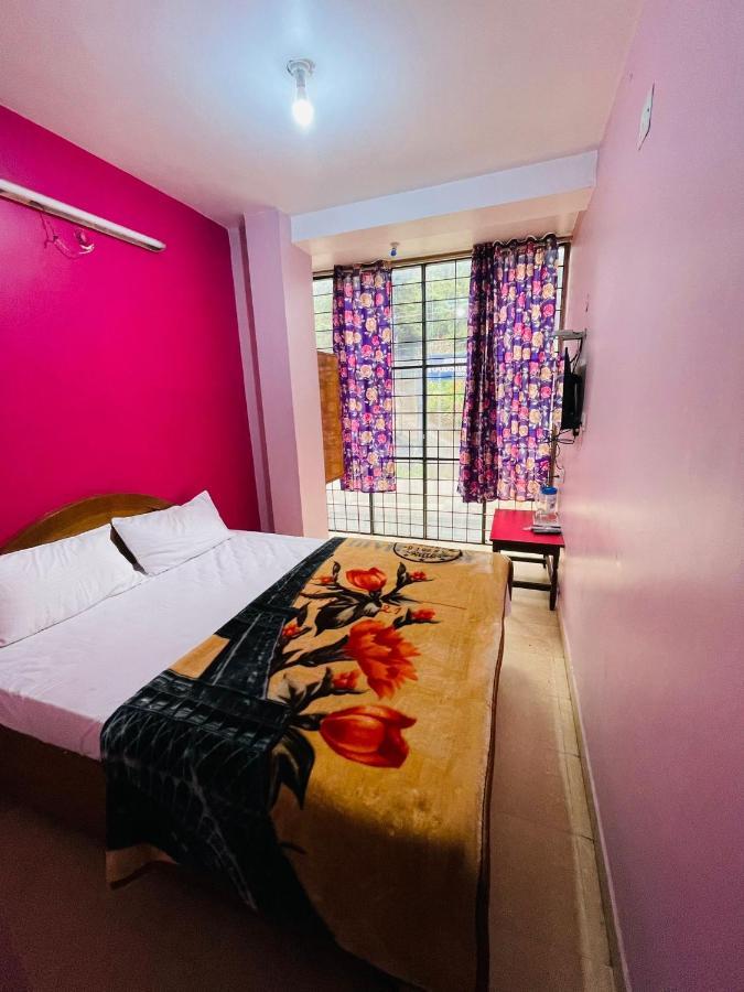 Hotel Nakshatra 乌提 外观 照片