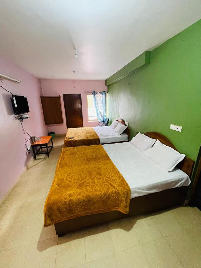 Hotel Nakshatra 乌提 外观 照片