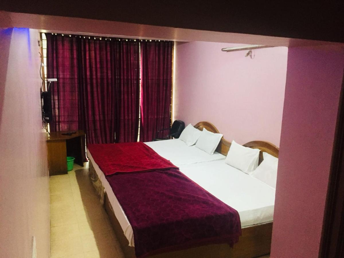 Hotel Nakshatra 乌提 外观 照片