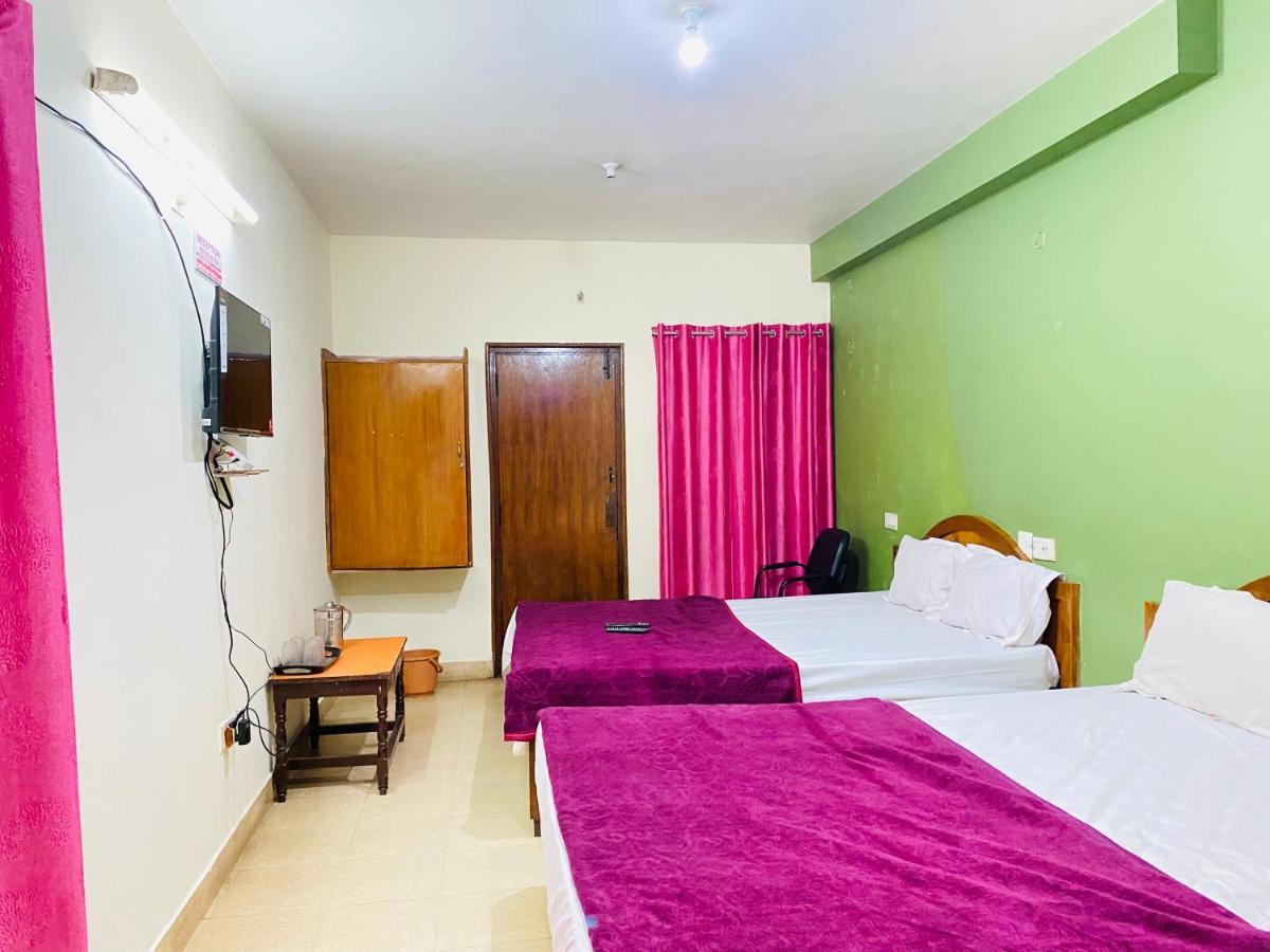 Hotel Nakshatra 乌提 外观 照片