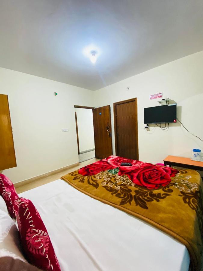 Hotel Nakshatra 乌提 外观 照片