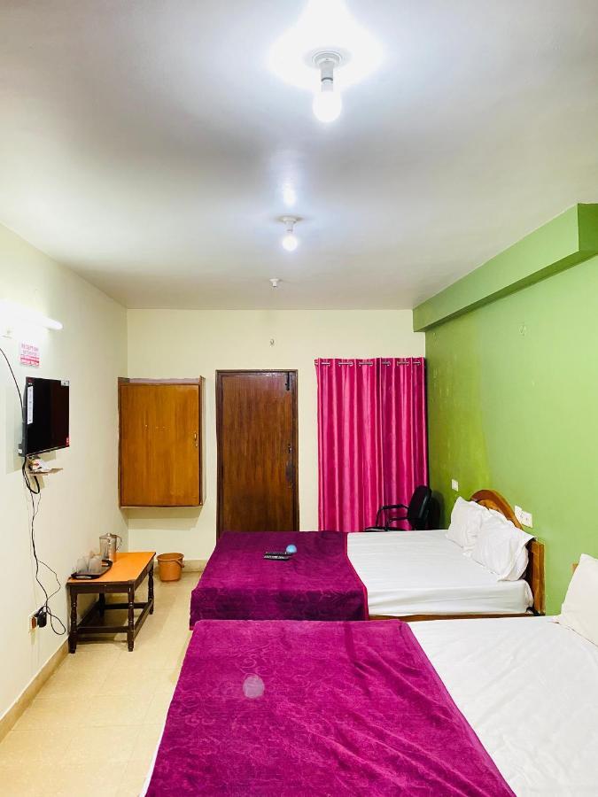 Hotel Nakshatra 乌提 外观 照片